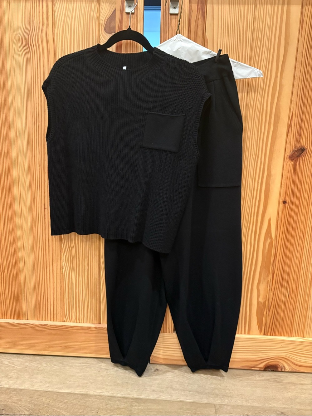 Two piece Black Sleeveless Knit Top & Tapered Pants Set